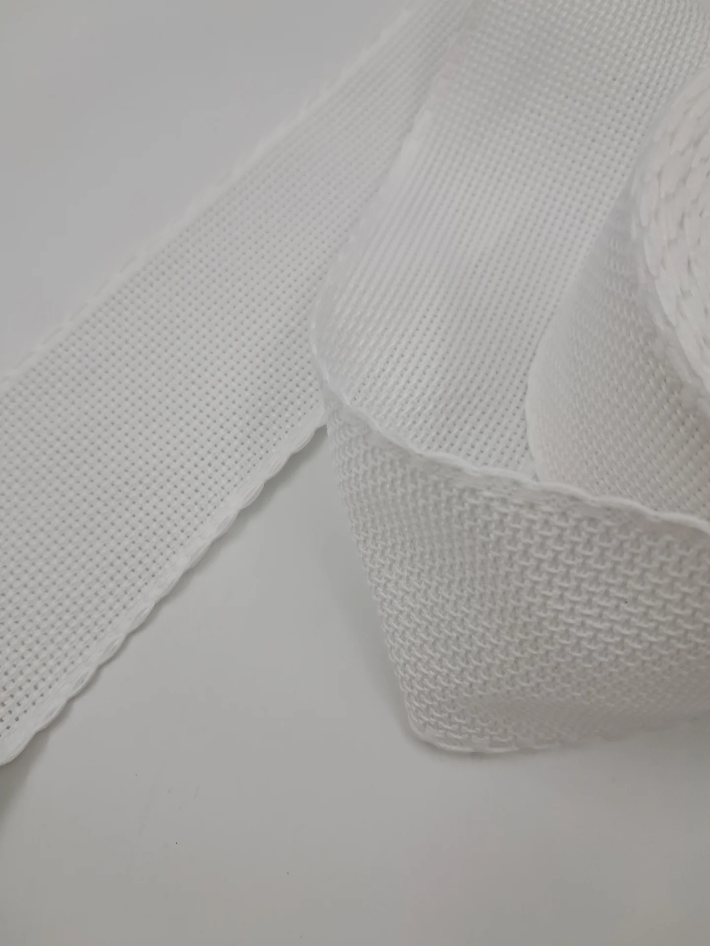 Aida Band 50mm White 16 Count