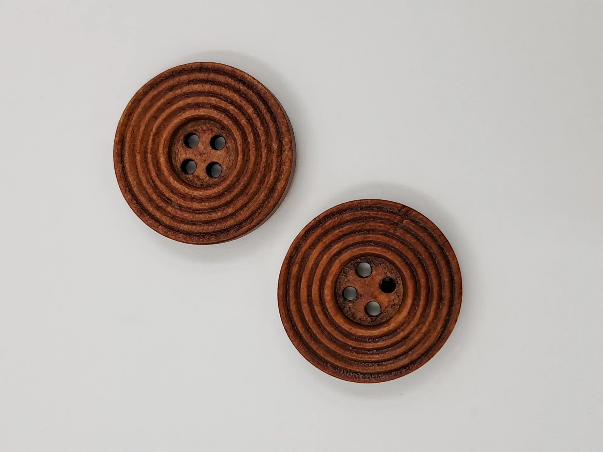 Button 25LB25 Light Brown Circular 25mm