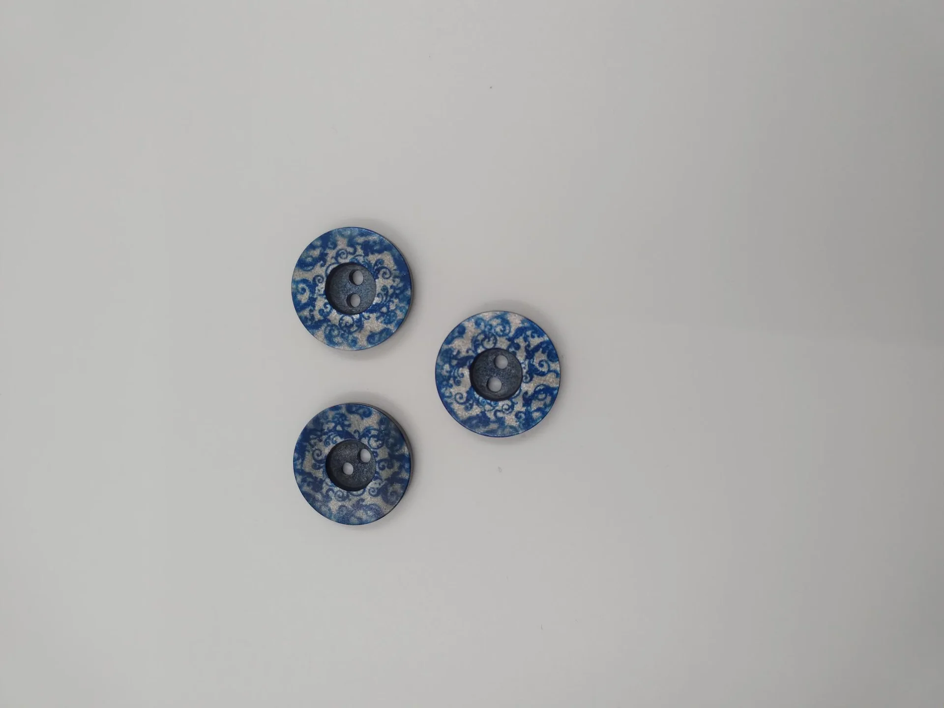 Button IA 41308 28 Grey Blue Patterned