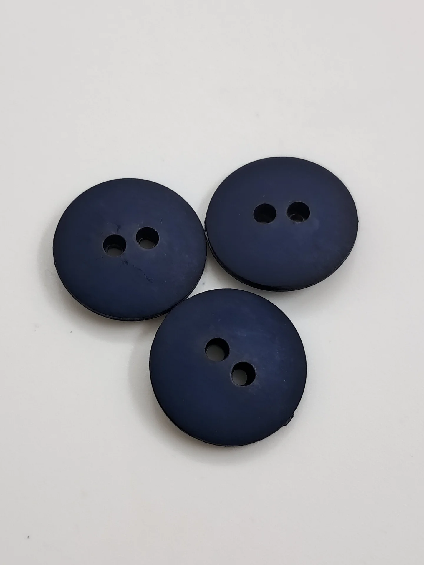 Button Navy 20mm 2 Hole