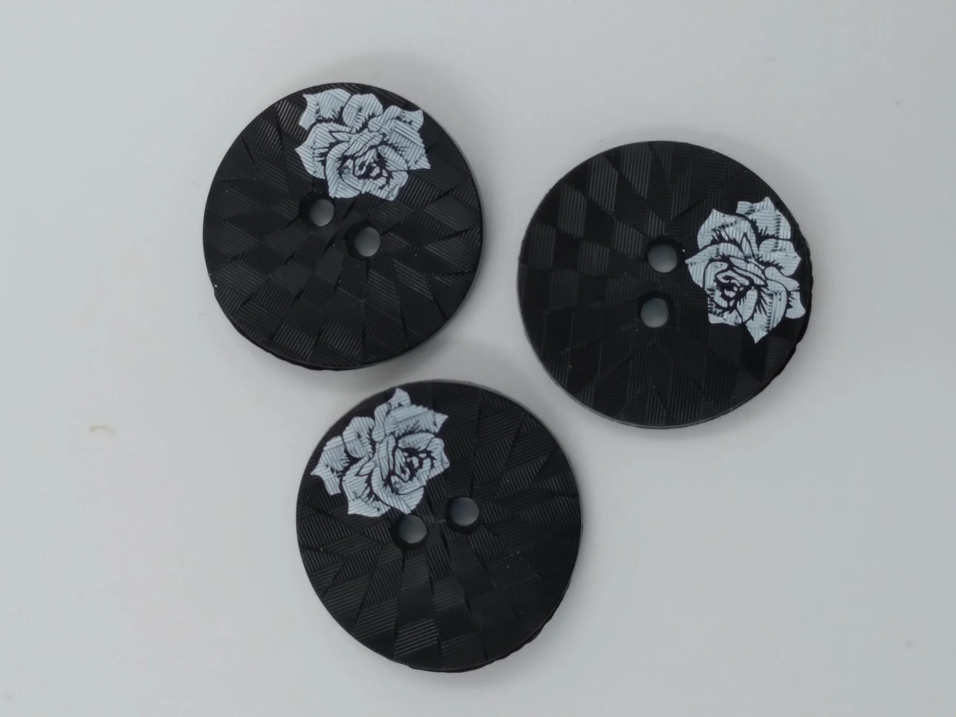 Button SA 16650 20 1 Black Rose O