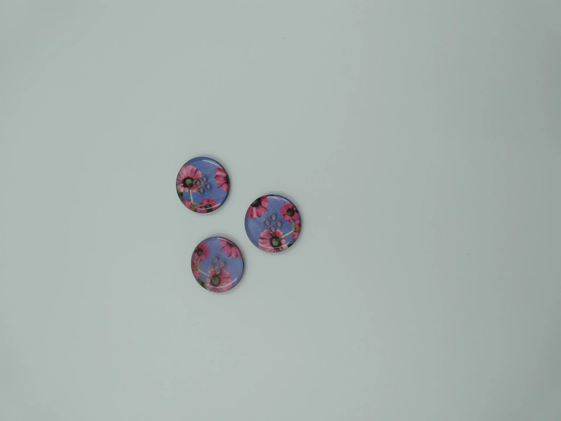 Button SA 2188a 28 Purple Floral