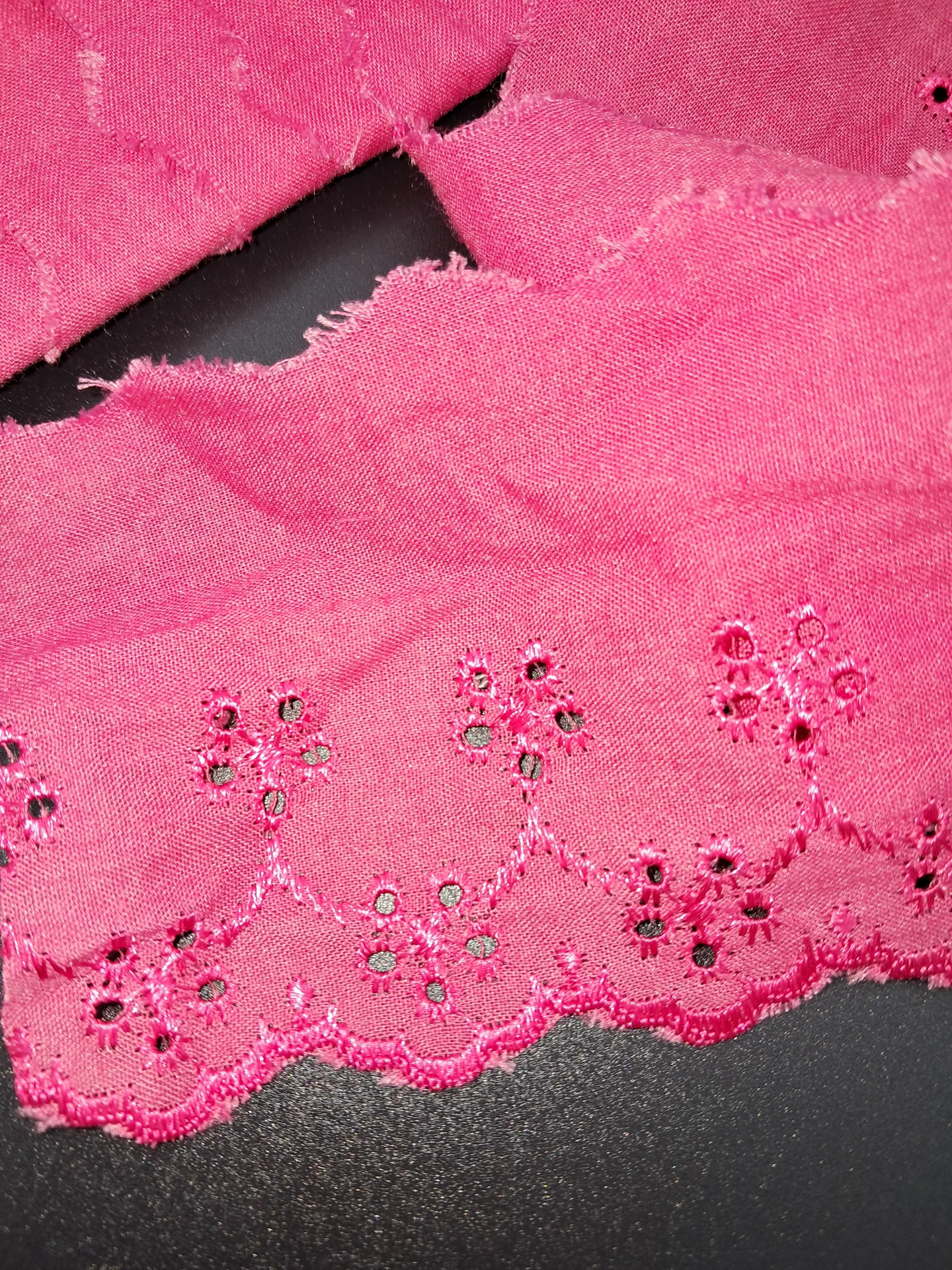 Cambric Lace 10187 Hot Pink