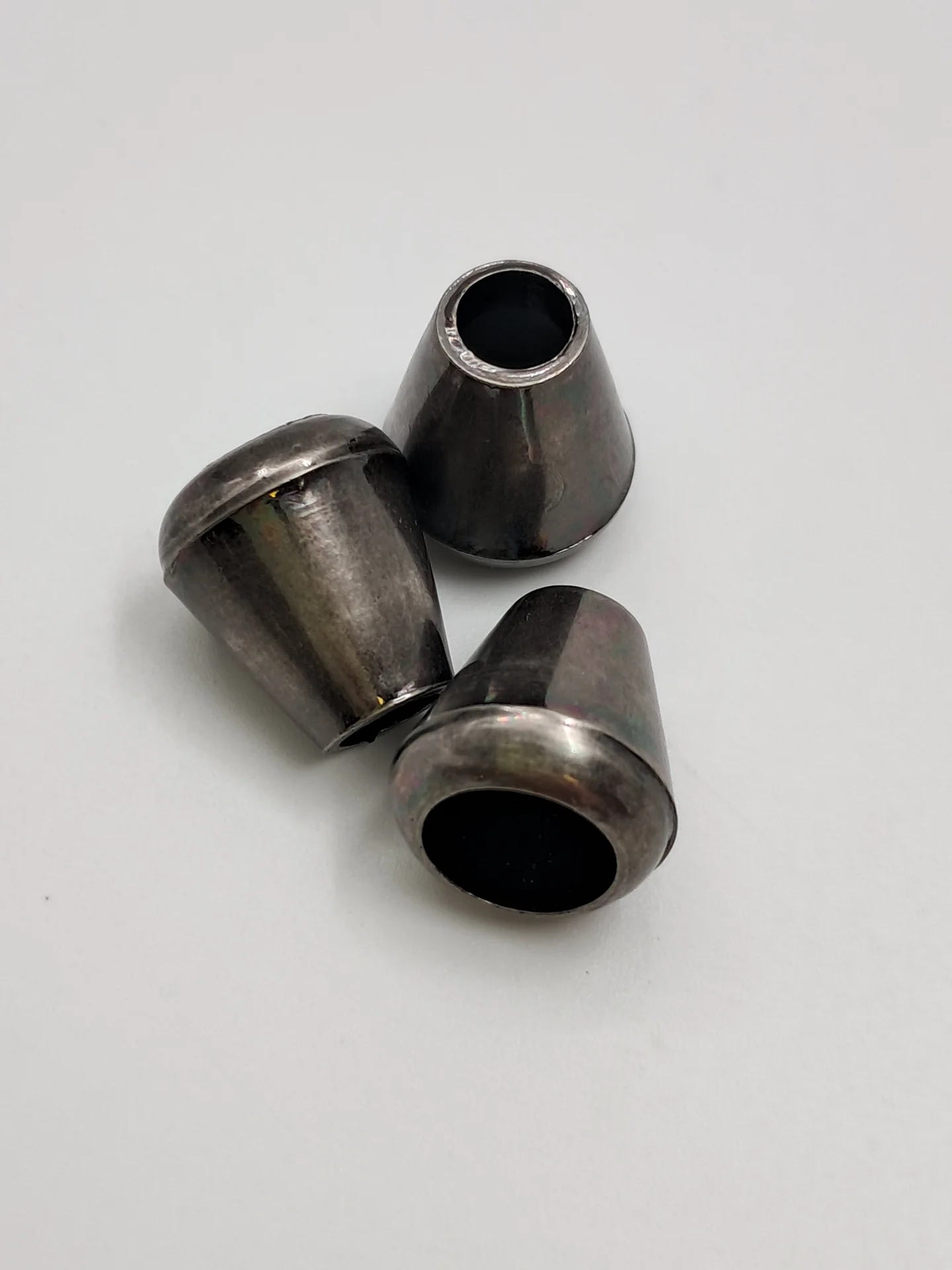 Cord Ends A8219 Shiny Dk Silver