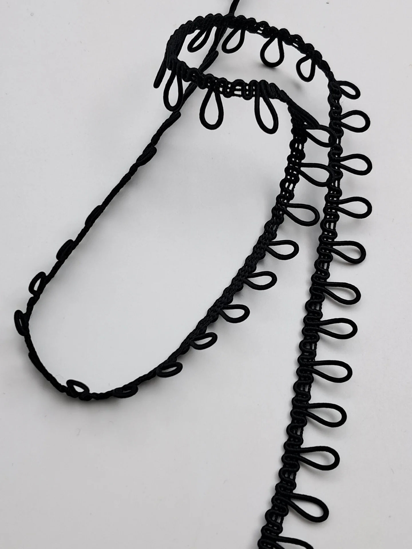 Elastic Button Looping Black EL3