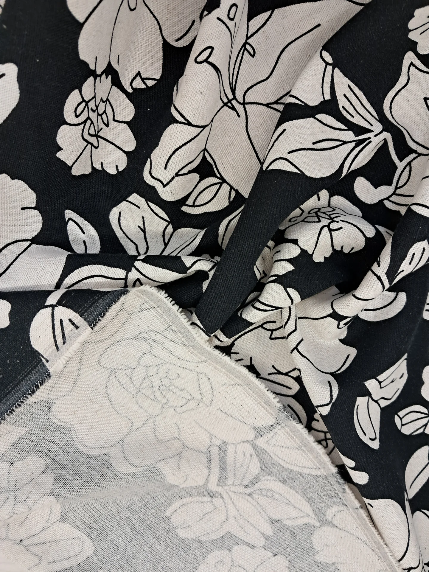 Fabric 19148 Viscose Linen Black