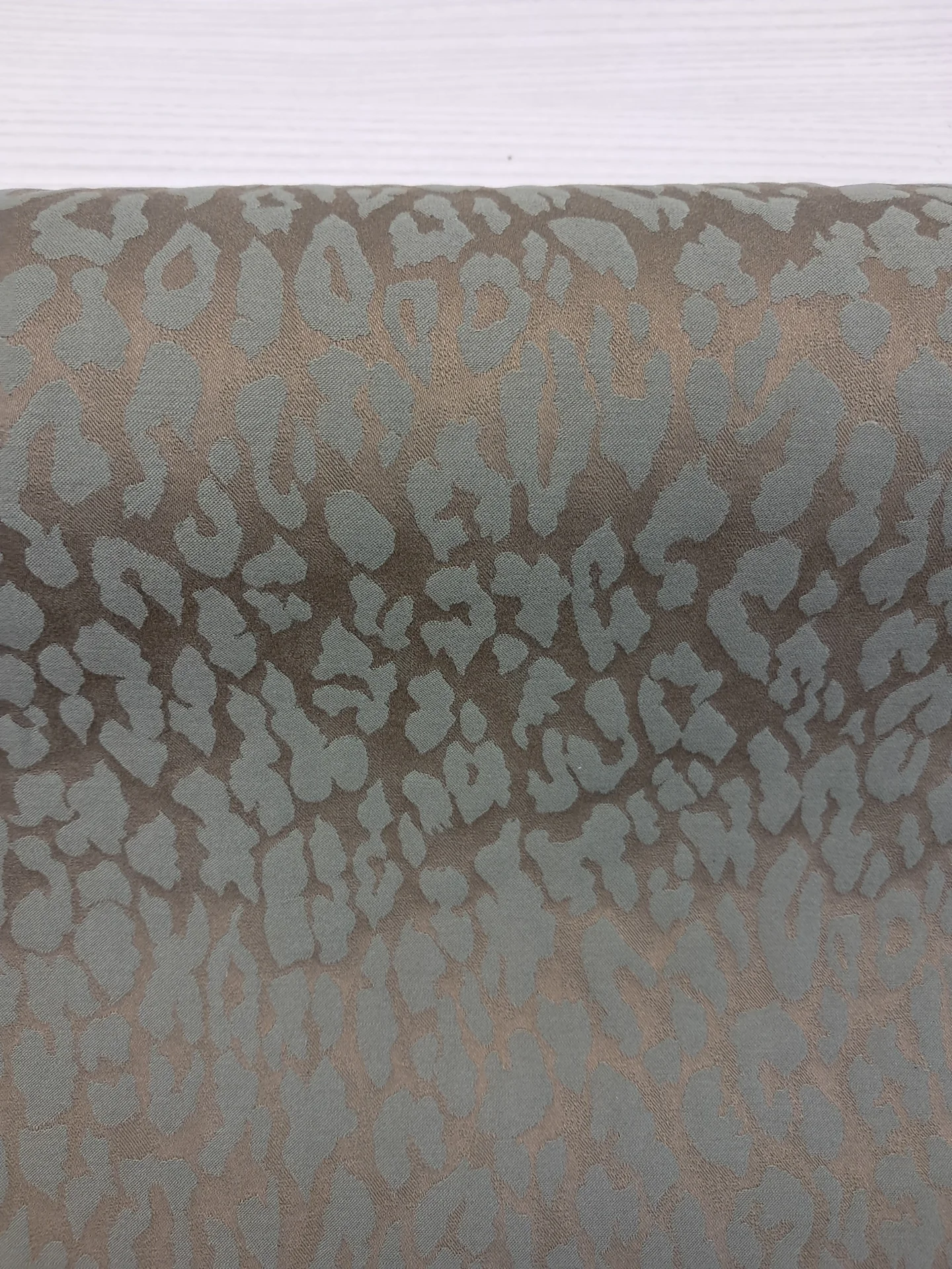Fabric Bobby Jacquard Olive FM
