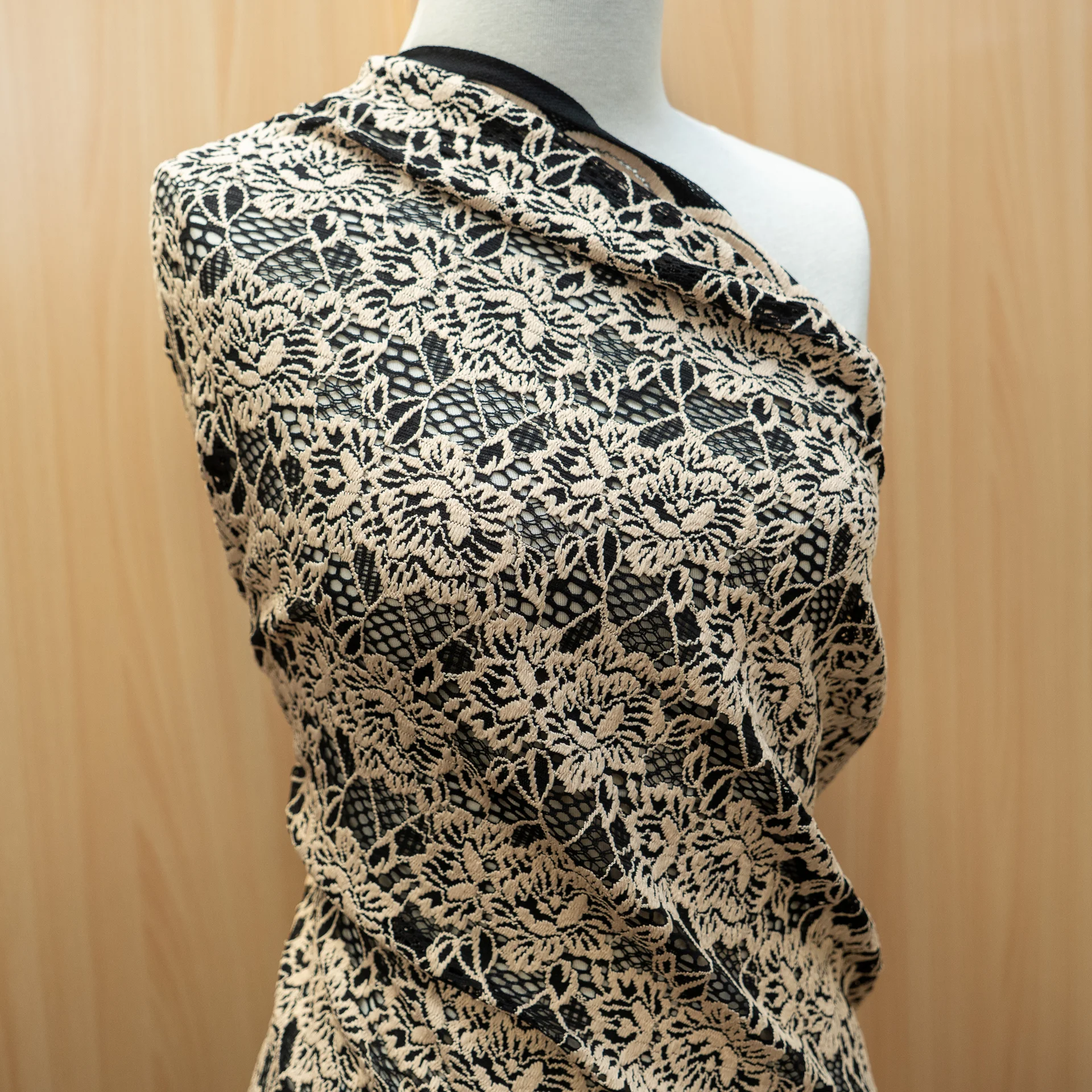 Fabric Floral Lace Black Cream
