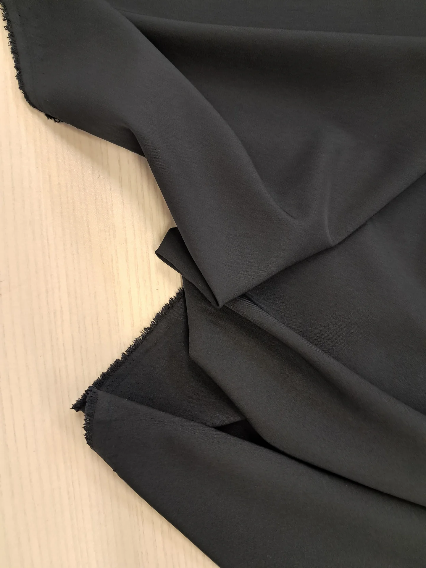 Fabric Goldman 4 Way Stretch Navy