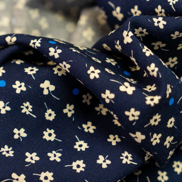 Fabric Henrik Floral Navy