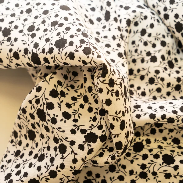 Fabric Shelby White Black Print
