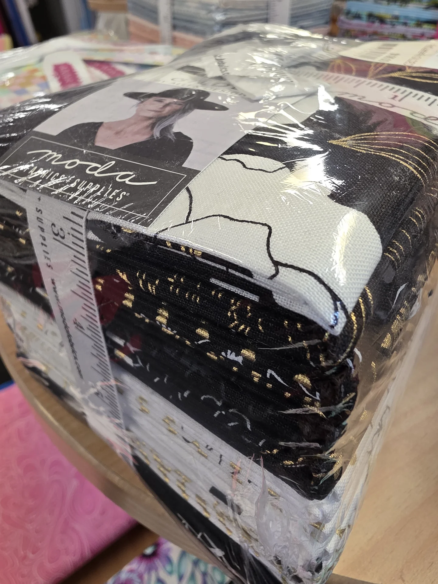 Fat Quarter Pk Gilded