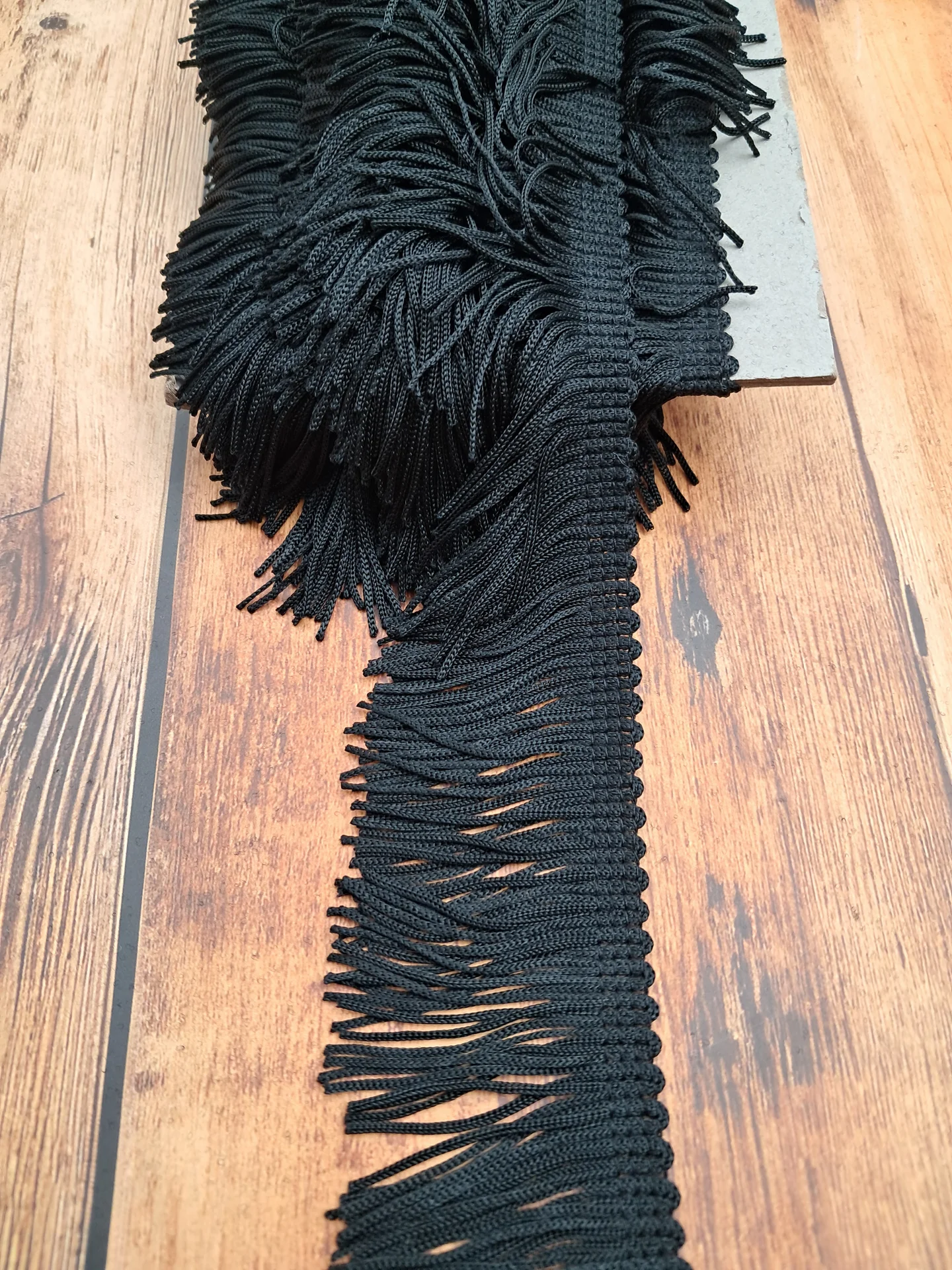 Fringe Cut 50mm Black
