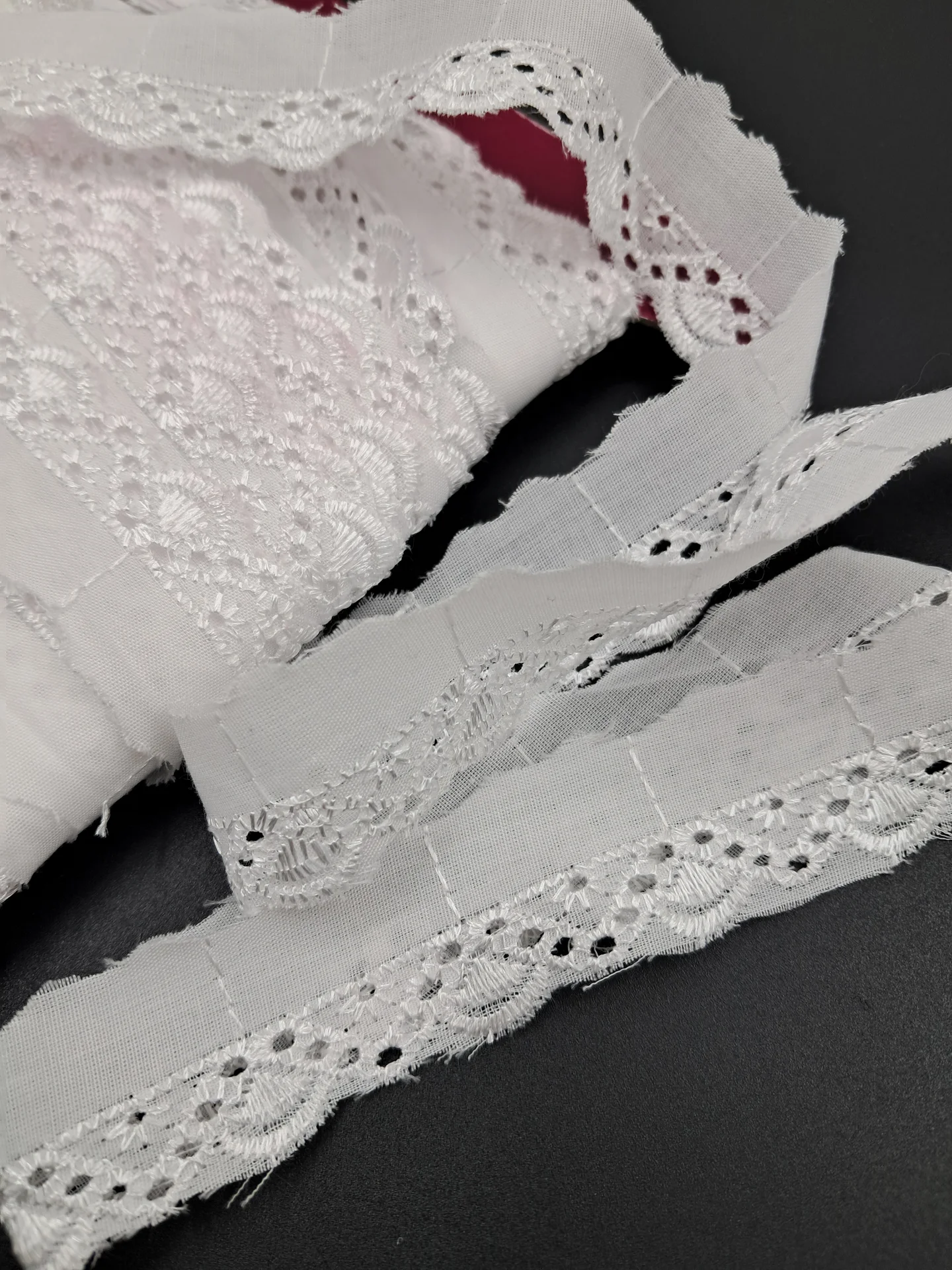 Lace Cambric 0002 25mm White