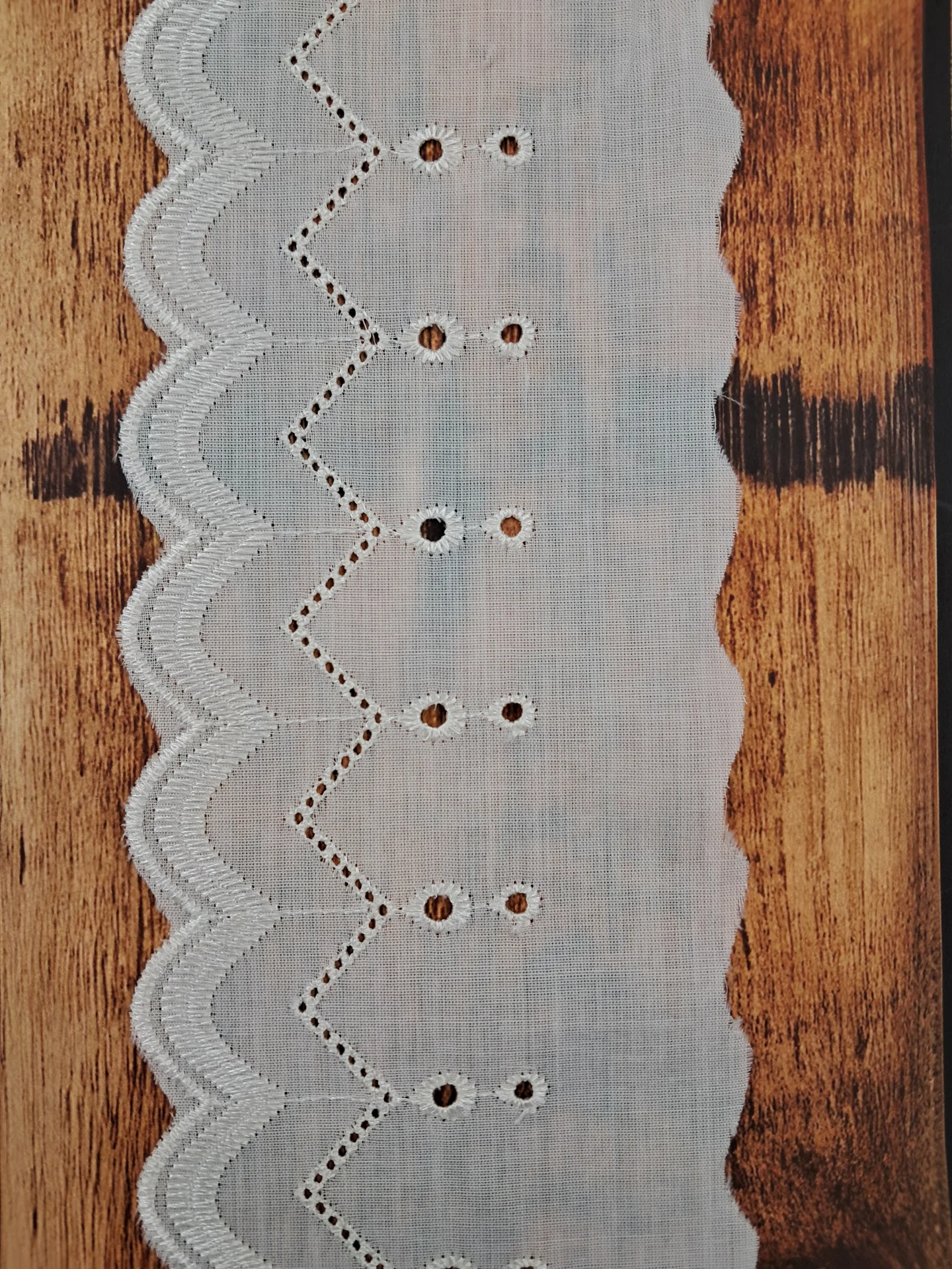 Lace Cambric 0010 75mm Cream