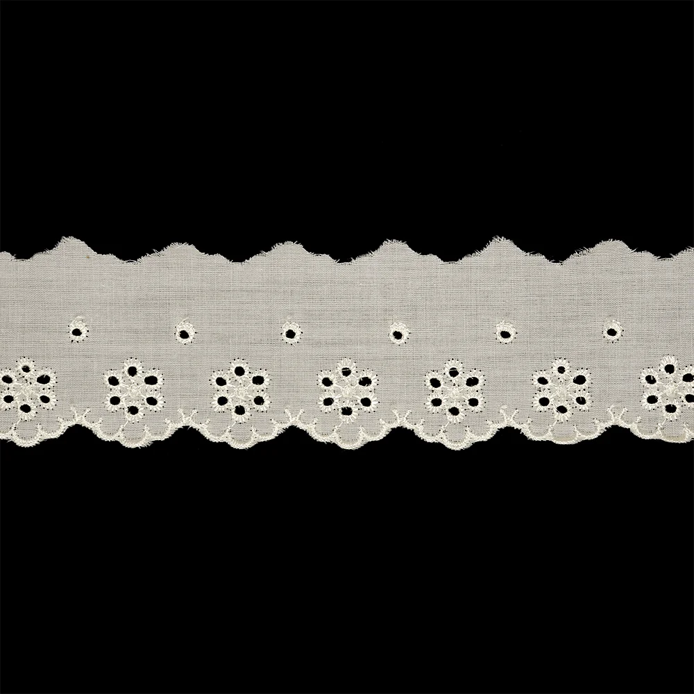 Lace Cambric Eyelet 50mm Cream