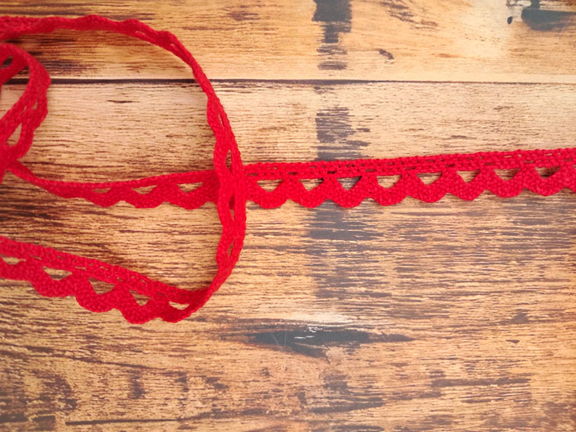 Lace Cluny 12mm Red