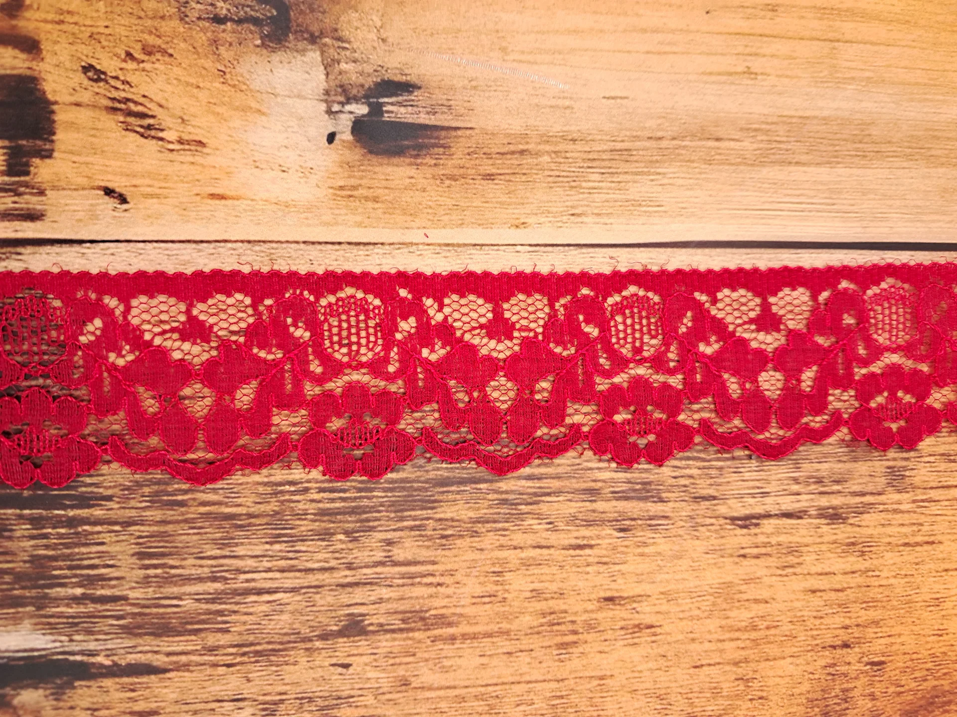 Lace Nylon Crimson Red 33mm