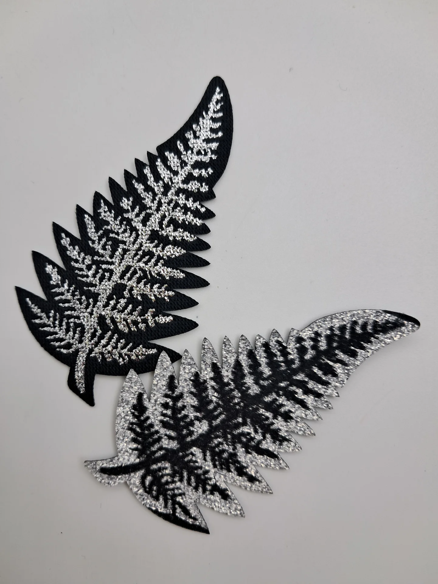 Motif Silver Fern Large