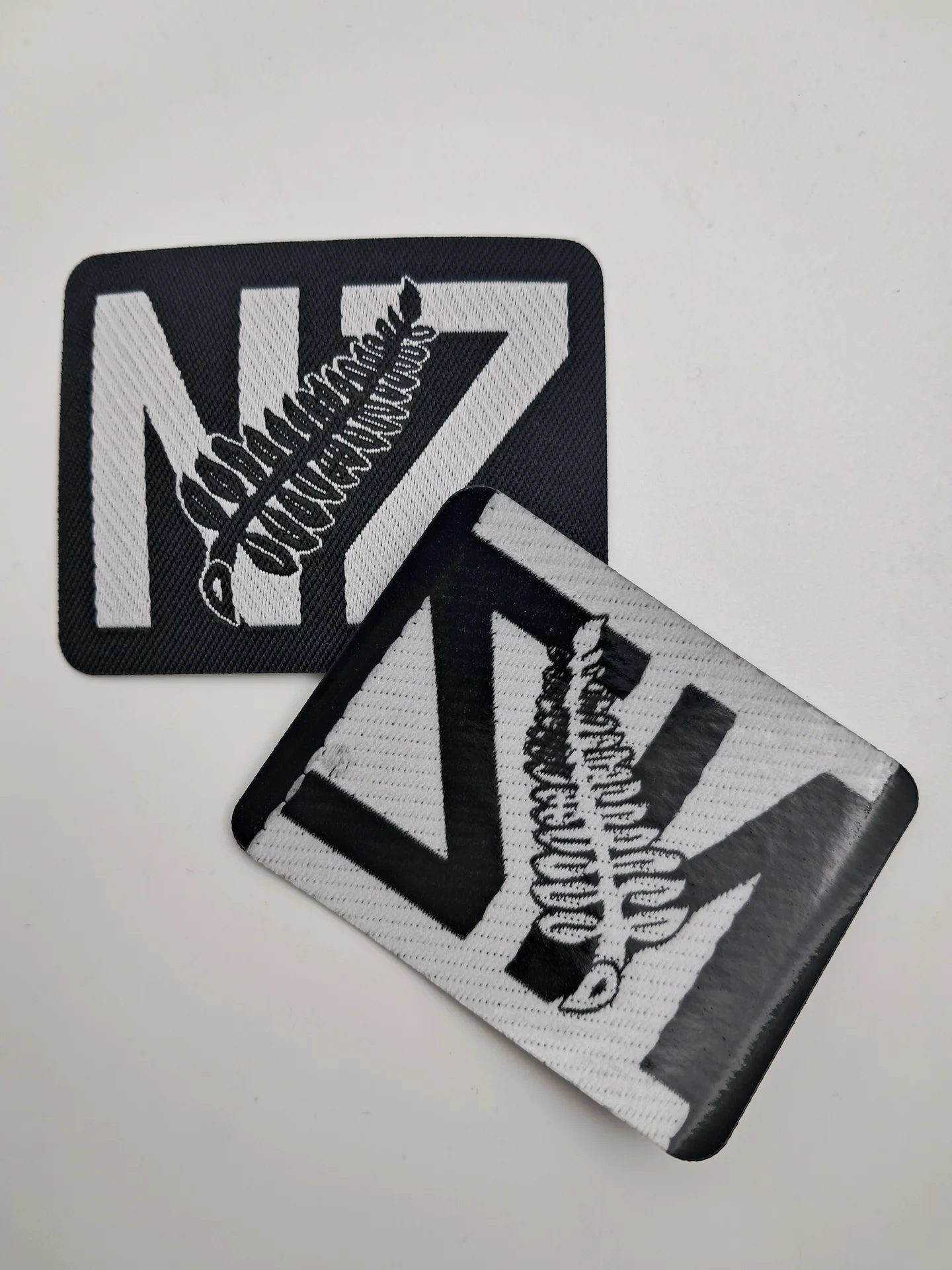 Motif Silver Fern NZ 912839