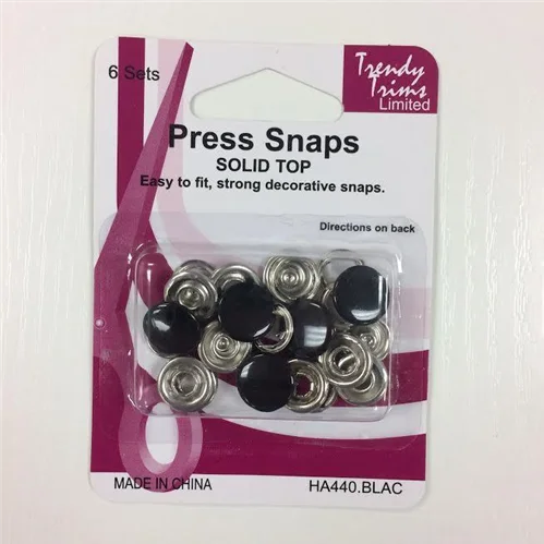 Press Snaps Solid Black