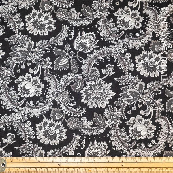 Quilt Backing Ardern Floral Black