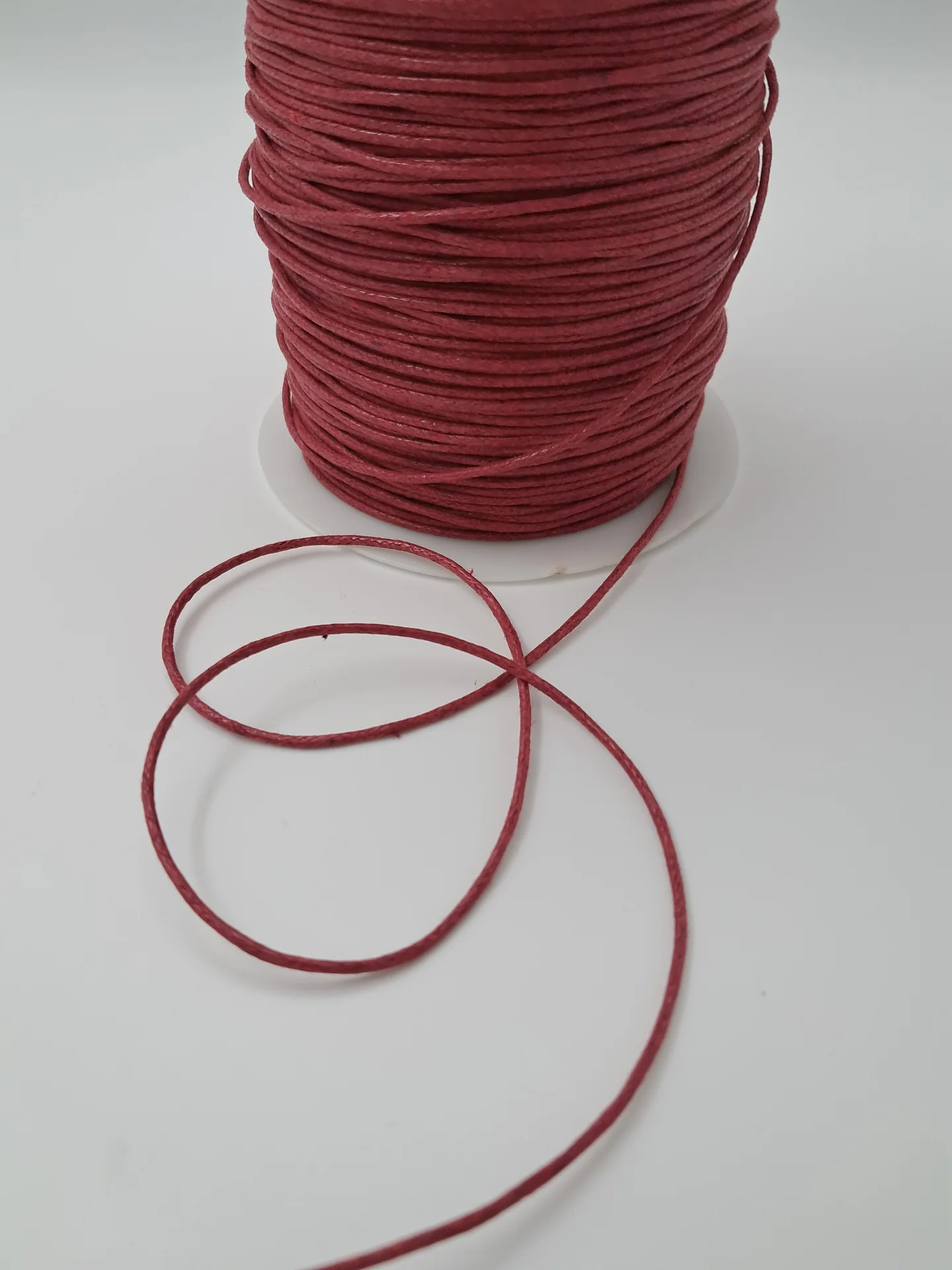 Waxed String 1mm Red SR