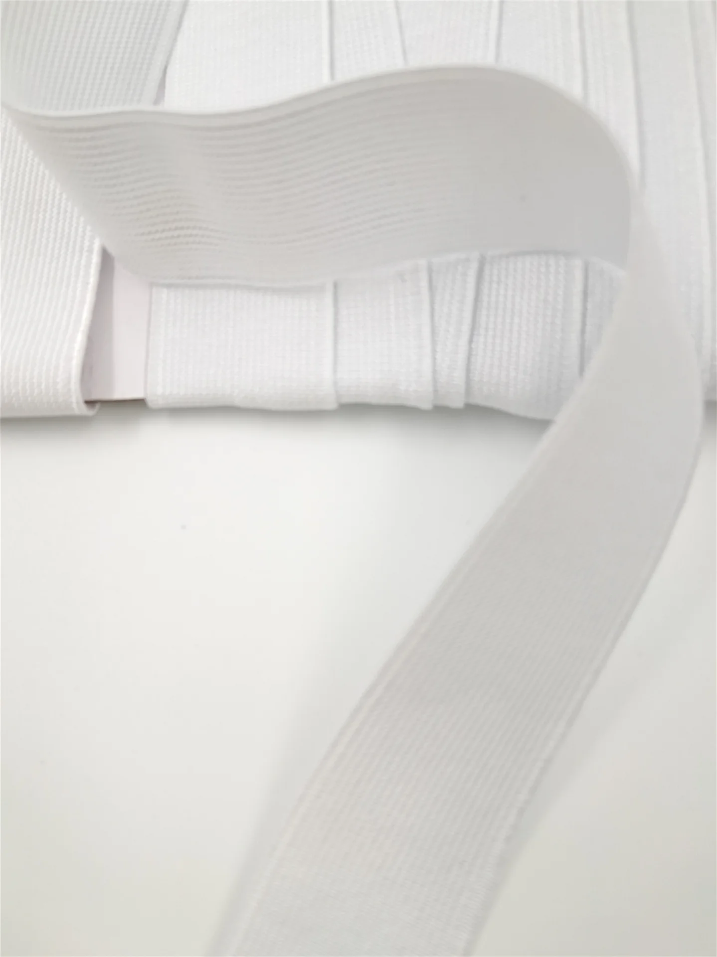 Woven Elastic 32mm White 13010