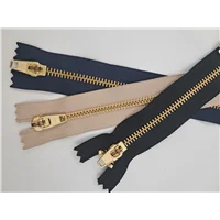 Zip Jeans